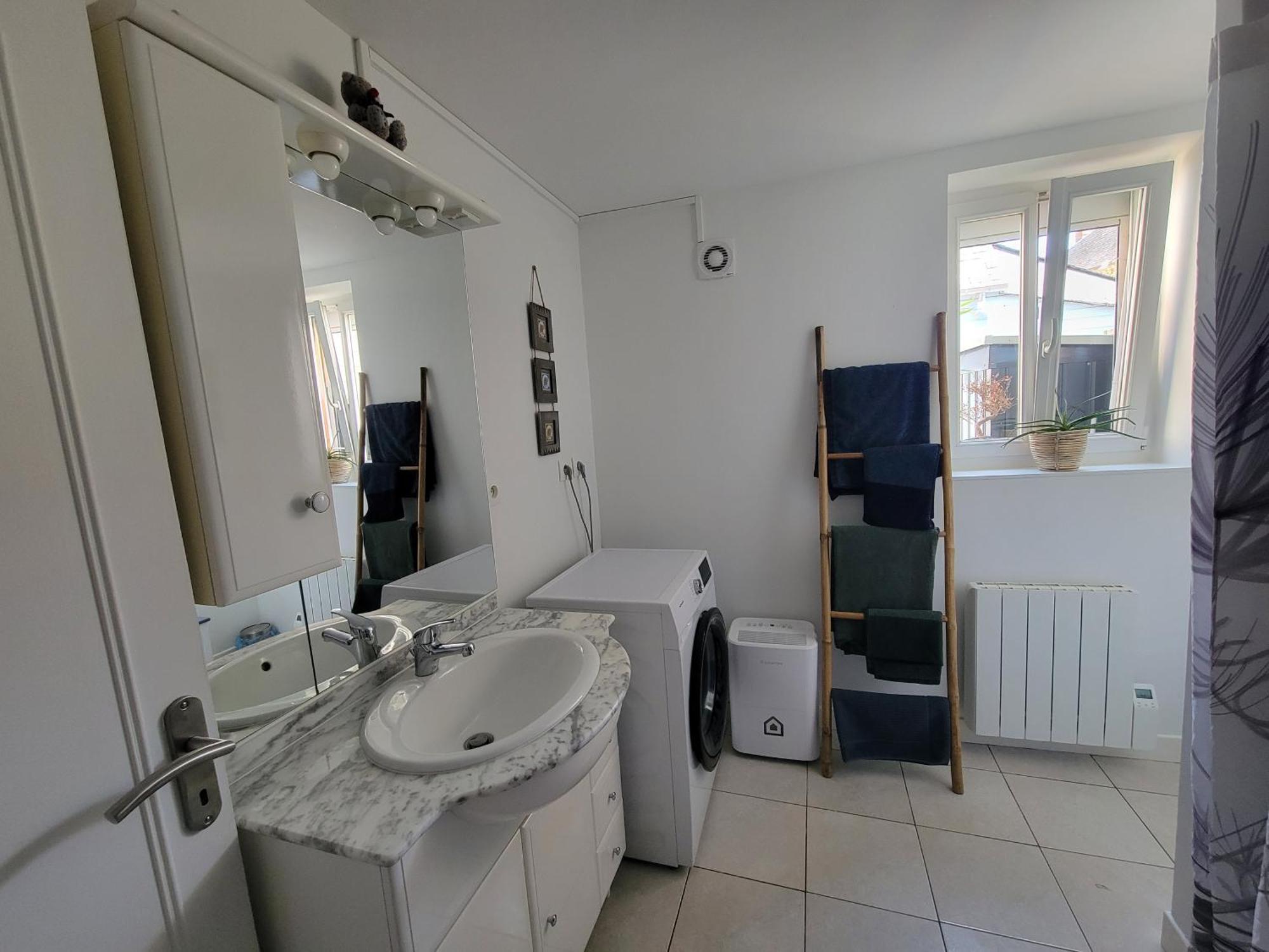 Appartement Avec Terrasse Gaillon Exterior photo